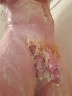 navygingervet:  Night shower  Amazing! 