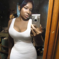 meatgod:  jaiking:  smashbroscentral:  jazziedad:  pervypriest:  blackpantha:  amsoserious:  http://www.postingbadhoes.com/  MarriageMaterial….  Wifey  Devine .. CurvyLicious ♥♥  Who the I NEED TO KNOW who the fuck this is?  Follow me at http://jaiking.tu