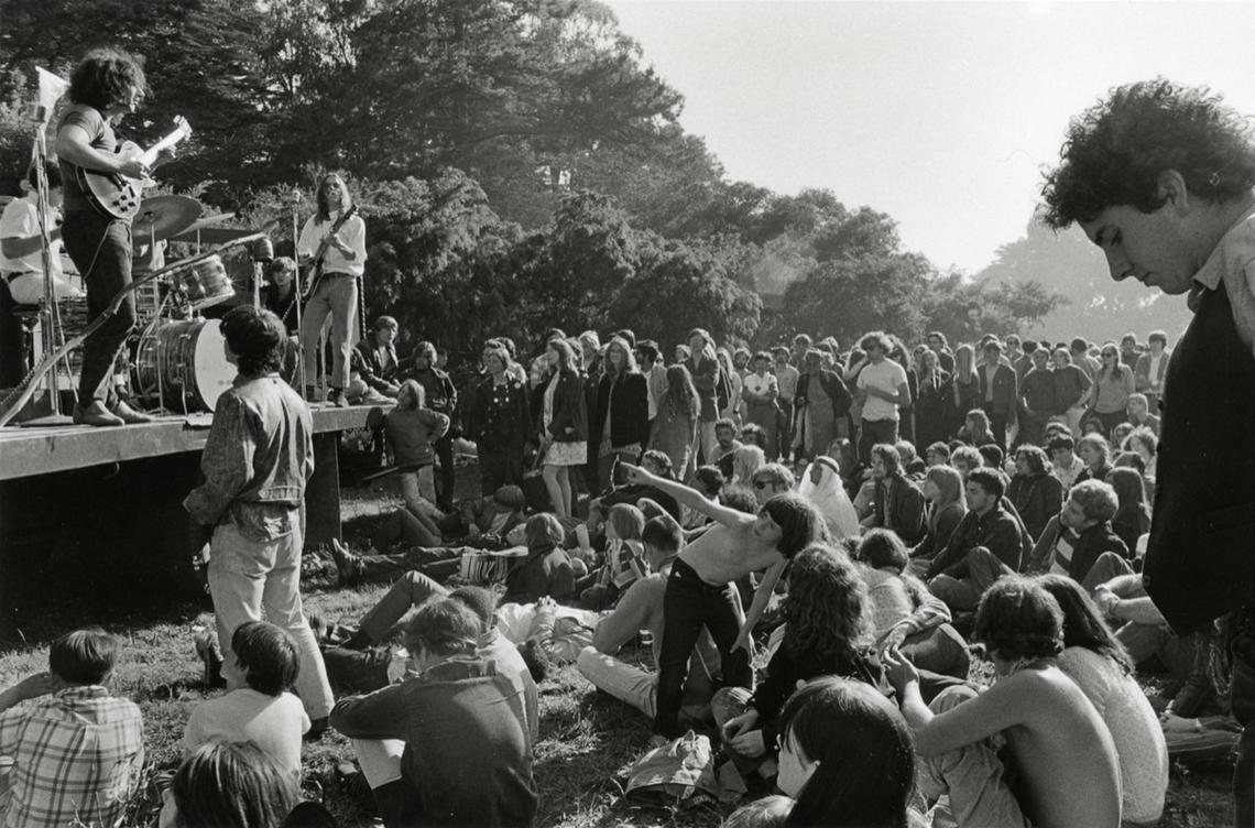 steroge:  Grateful Dead, Golden Gate Park, San Francisco, 1967 Elaine Mayes: Summer