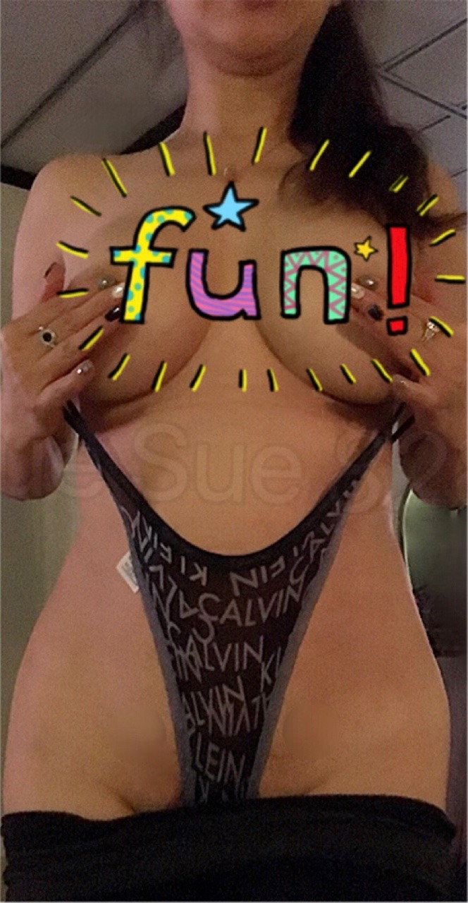 suesue8281:  Don’t you think I am hot and sexy slutty MILF…..hahaha 😛😜…..love