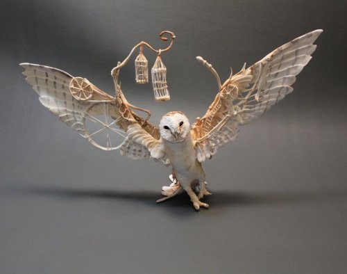 Animal sculptures by Ellen Jewett