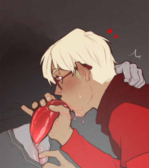 punispompouspornpalace:    Anonymous said: Do you like Davekat?    Anonymous said: Ok so I just recently started following you because I so the cronkat comic (btw can I say damn? Your art skills are just, wow) and I was wondering since I see you ship