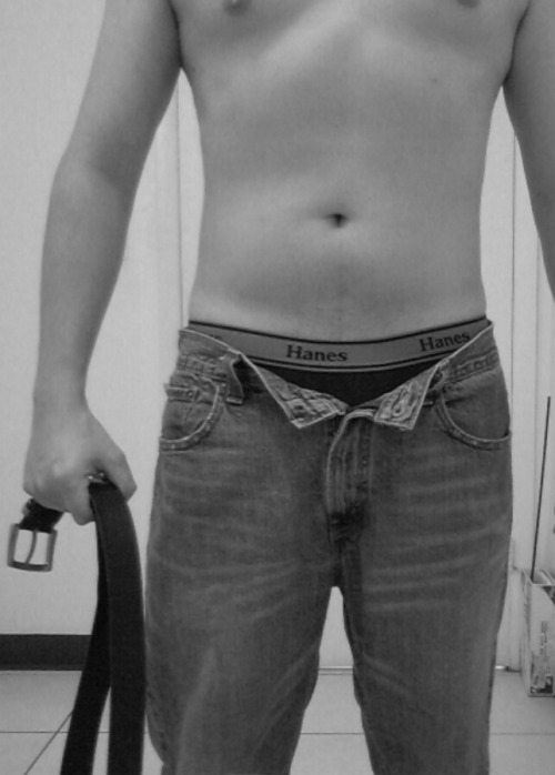 herone-andonly:  Looking through my old pics and realized I need to start working out regularly and eating right again. 