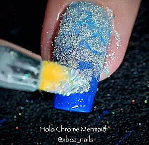nailpornography:  Holo Chrome Mermaid