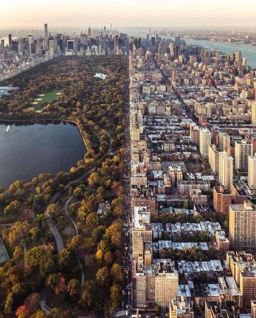 newyorkcityfeelings - Manhattan from above @craigsbeds