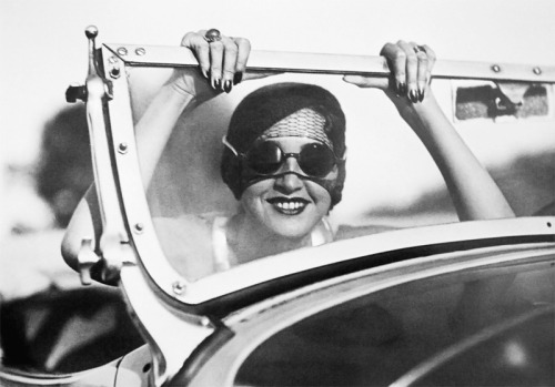 Jacques Henri Lartigue, Renée, Paris to Aix-les-Bains, 1931 © Ministère de la Culture – France / AAJ