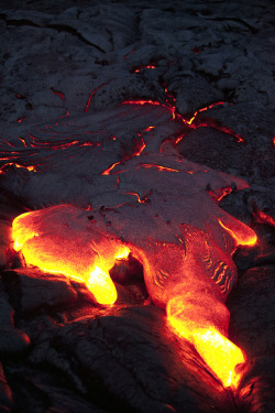 brutalgeneration:  Big Island Lava (by dataichi) 