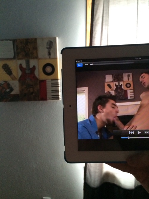 flowertwink:I was watching porn earlier and we both had the same painting god bless