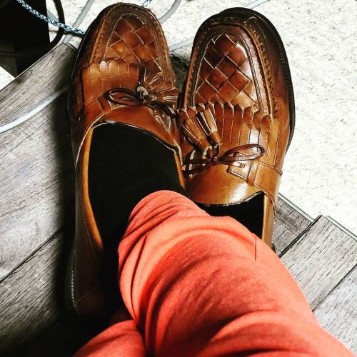 Happy Monday gents of style of Instagram. Today kind of flew by quick and the weather became unpredi