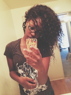 blackgirlsrpretty2:  http://kyrakeyyy.tumblr.com/ IG - @kyrakeyyyy twitter - @kyrakeyyy