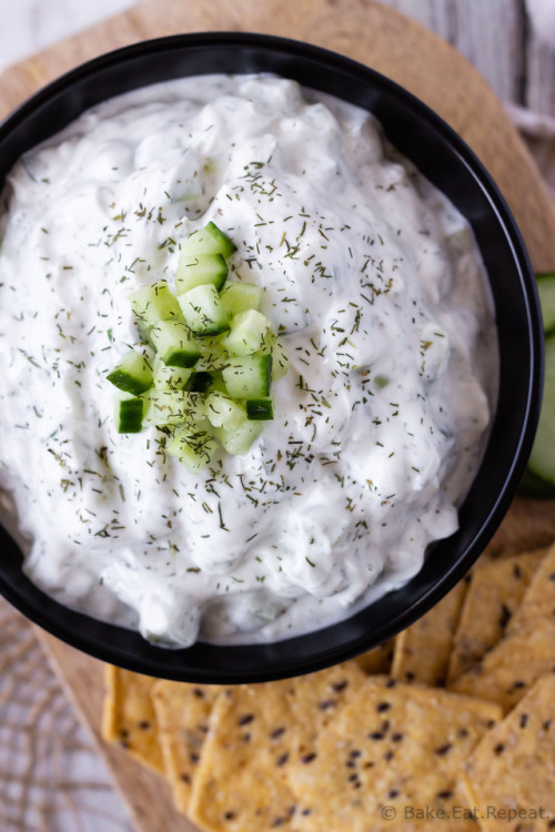 This homemade tzatziki sauce recipe is so quick and easy to make, and tastes fantastic! You will nev