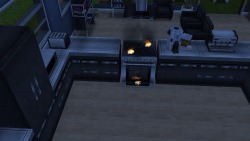 simsgonewrong:No one has cooked for days. The stove just decided to catch fire on its own free will