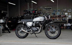 caferacerpasion:  Honda CB350 Brat Style