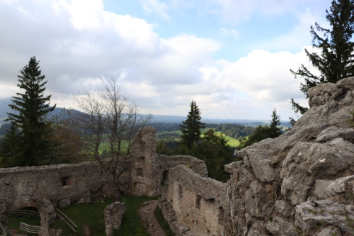 castle ruins of Hohenfreyberg