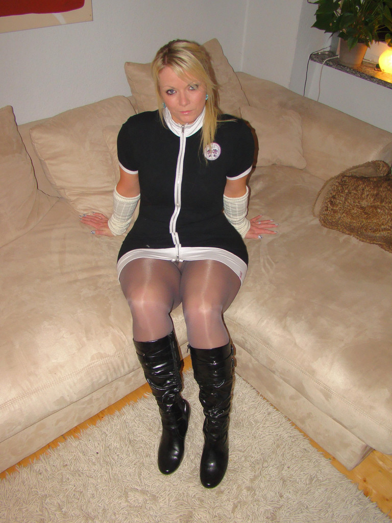 teasingnylon:  Just watch it!