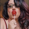 bettieblushe:Ready to be squished?? bettieblushe – Bio Links & Creator Profile | Beacons Mobile Website Builder