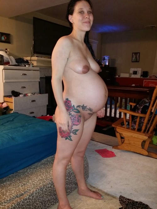 Porn photo danahess94:Pregnant slut expose her sluty