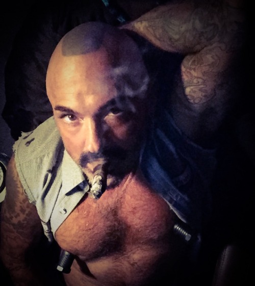 mydaddymen:  more?http://mydaddymen.tumblr.com/post/153496281211