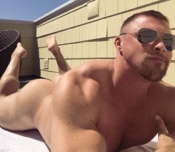 beefybutts:  beefybutts:  Kris Reynolds and