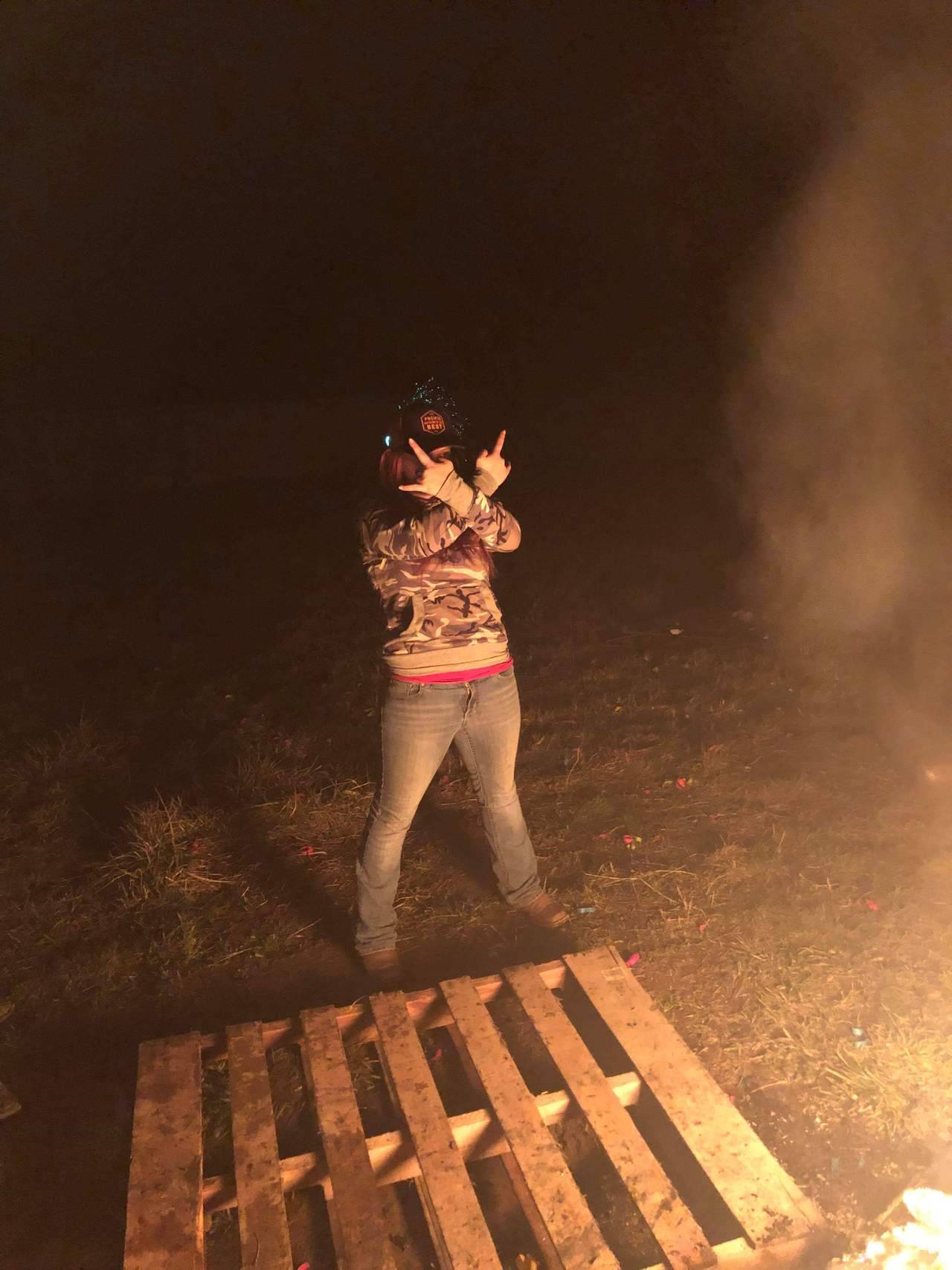 heyhayfay:  Yeeyee mother fuckers  Lol you’re welcome for the good pic girl😜