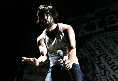 caribbeannights:  mas sangue de jesus tem poder