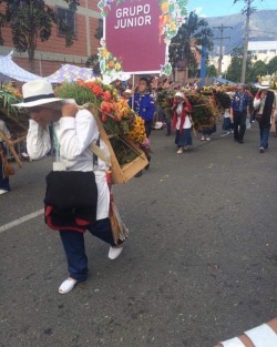 #Feriadeflores2017 #Desfiledelossilleteros #Medellin