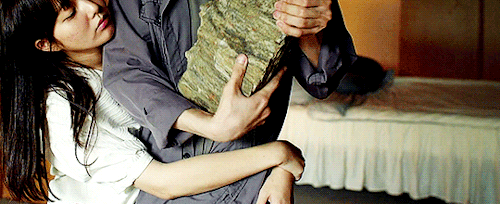 shesnake:“Wow, this is so metaphorical!”Parasite (2019) dir. Bong Joon-ho