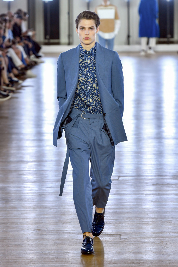 Brodie Scott | Cerruti S/S 2018 Paris Fashion... - BOYsABLY