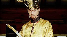 joowons:  “What did I do so wrong?I was afraid that I wouldbe thrown away, as well.Just