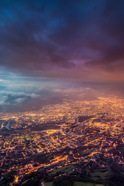 plasmatics-life:  Grenoble ~ By Vincent Viargues