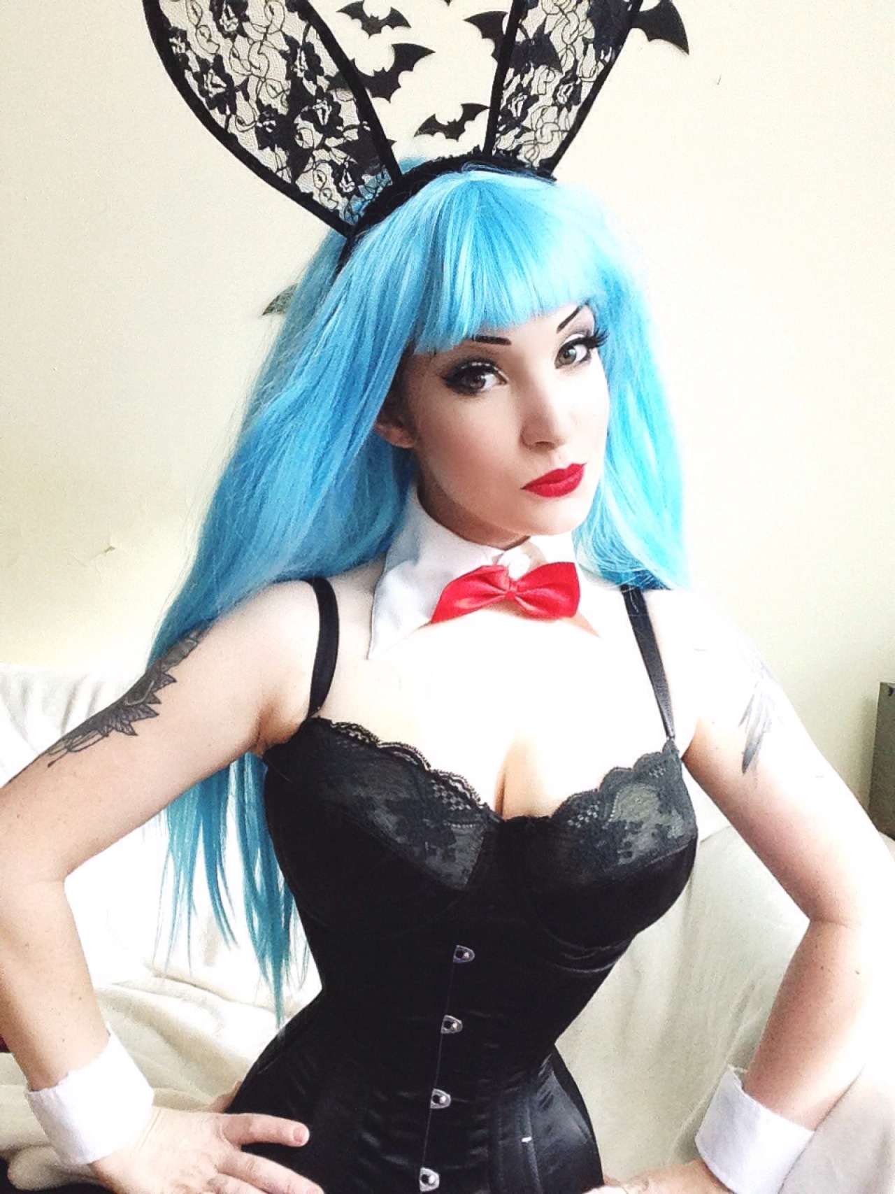 mirandarightsofficial:  That time Bulma had a 20&quot; waist.  Day 24 of #31diystilhalloween