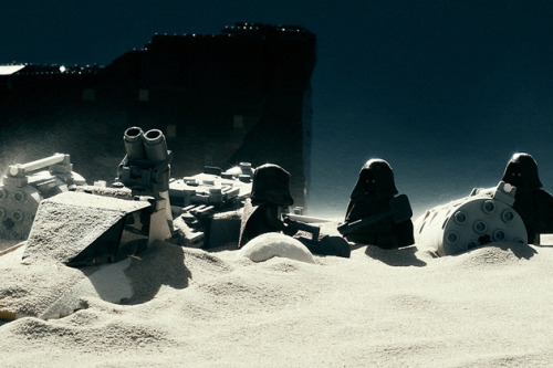 brain-food:  Star Wars LEGO Photography by Avanaut