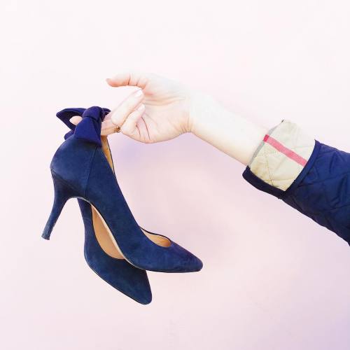 Huge @solesociety sale today! My favorite pumps are on sale, as are my black d'orsay heels I wear on