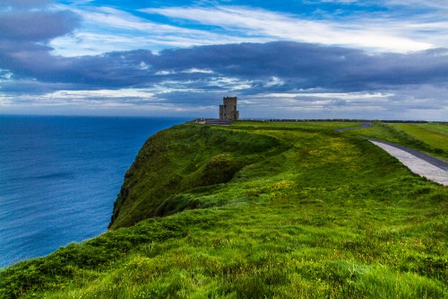 A Quiet morning on the Cliffs of Moher