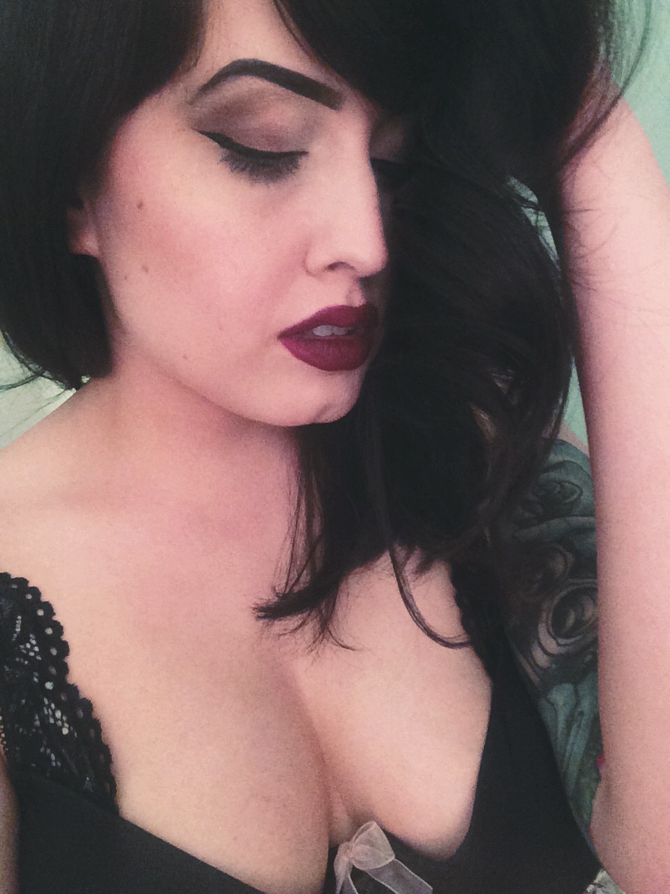 lipstickstainedlove:thicker than a bowl of oatmeal