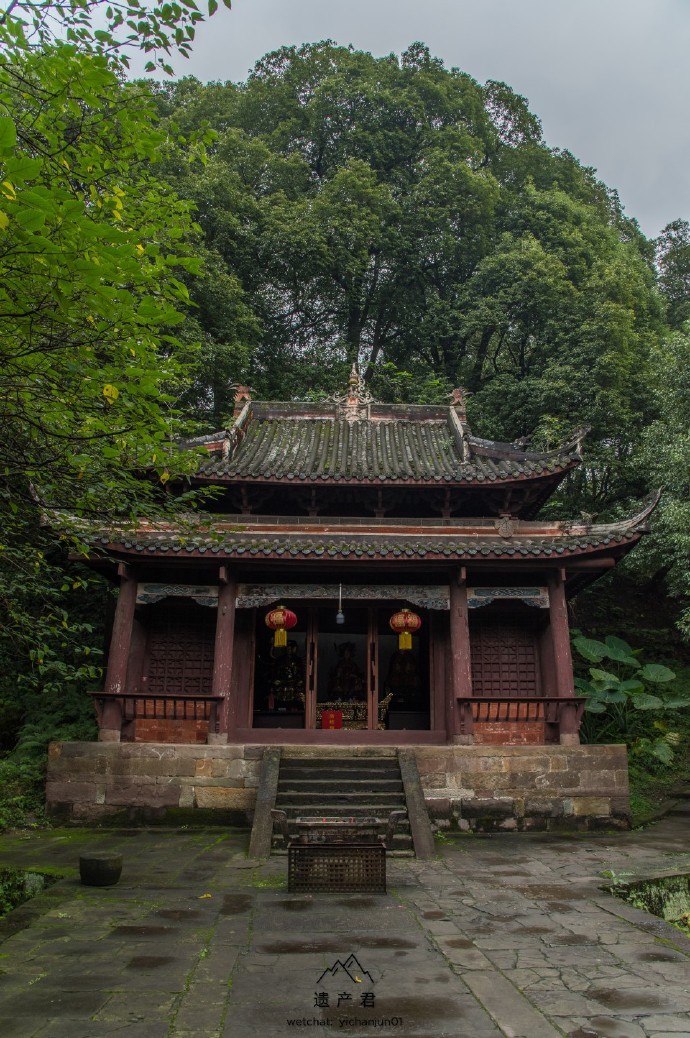 fuckyeahchinesegarden:    宜宾真武山 by 遗产君