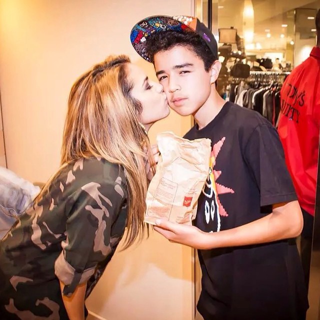 jasminev-news:  @justang100: Me and my sister @jasminevillegas at her show last