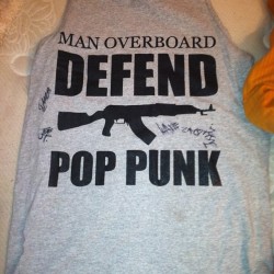 &lt;3 #manoverboard #defendpoppunk #warpedtour2013 #signed