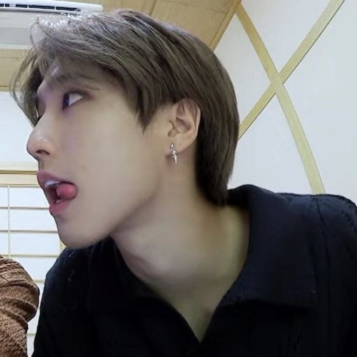 HARD THOUGHTS #2 JISUNG.