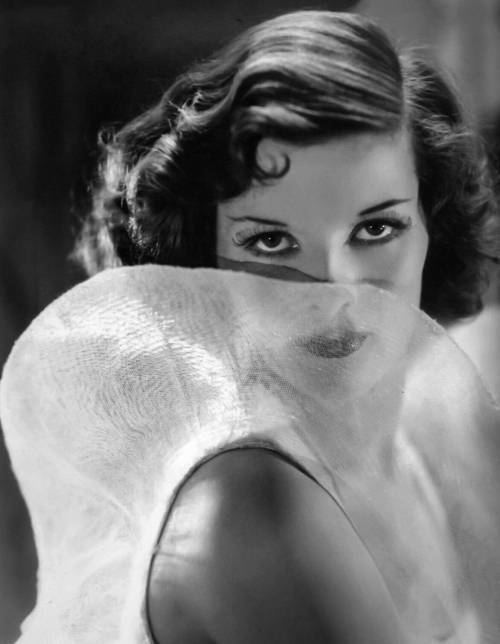 Sex Katharine Hepburn Nudes & Noises   pictures