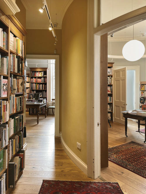 galina: Topping & Company Booksellers, Edinburgh