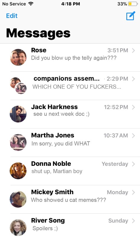 :a quick edit of what I’d imagine the 10th Doctor’s text messages would look like 