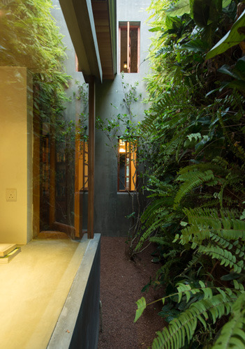 Family Retreat at Malabe Architect Palinda Kannangara