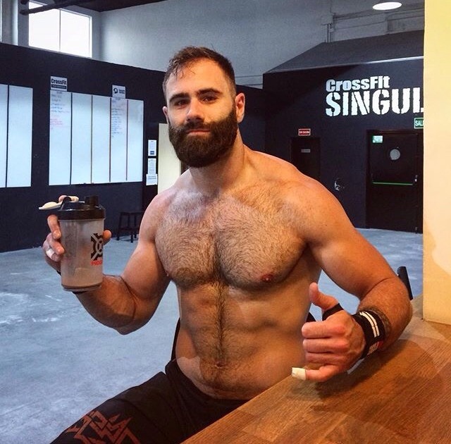 Follow my two hairy men blogs:http://sambrcln.tumblr.comhttp://hairysex.tumblr.com