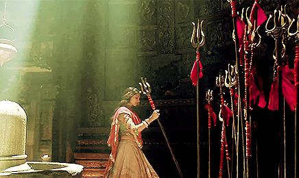 rani-padmavati:“Padmavati has never worn the jewelry called fear.”