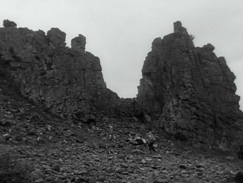 andreii-tarkovsky:Hour of the Wolf (1968)Dir. Ingmar Bergman 