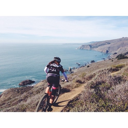 someoneisalwaysfaster:  california dreaming, on such a winters day… source - laura omeara instagram