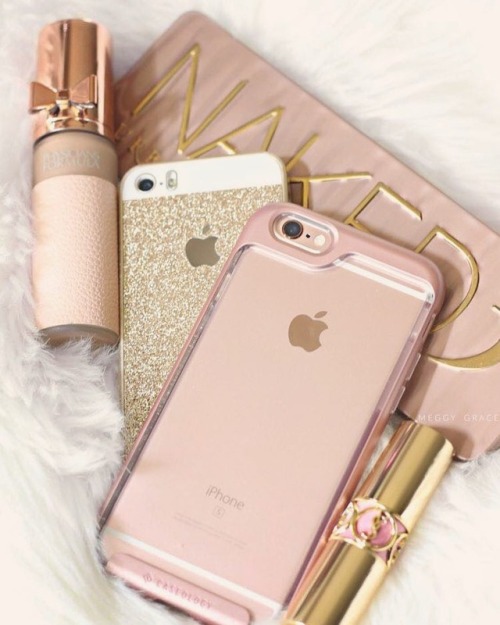 Obsessed with this #aesthetic#fashion #livepink #iphone #upgrade #luxury #urbandecay #diamondbound