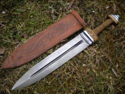 art-of-swords:Handmade SwordsDwarven shortsword