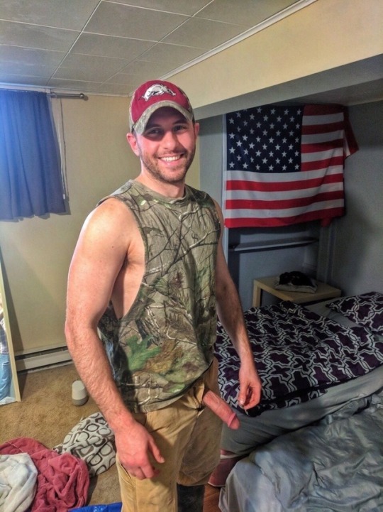 bamafratboy:  lovepublic:  🔥🔥🔥🔥   Going to the hunting camp is the best excuse for getting down with a bro